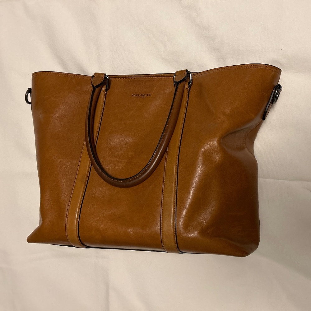 Coach tan leather laptop bag / carry-all | tons of pockets!